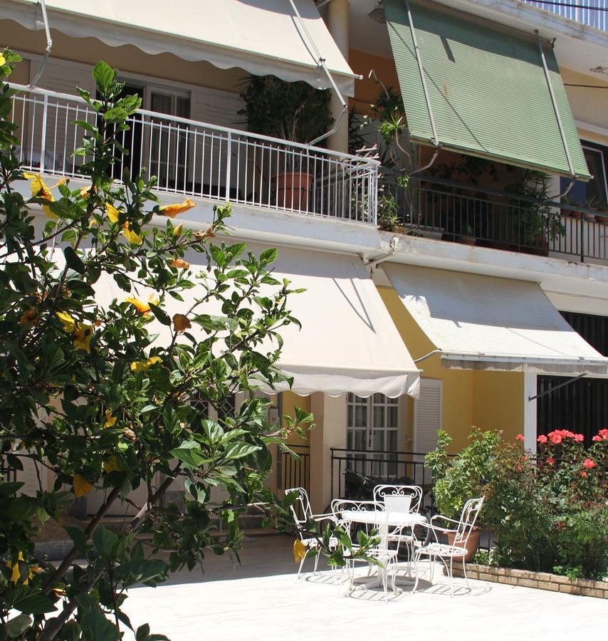 Family House Apartment กาลามาตา ภายนอก รูปภาพ