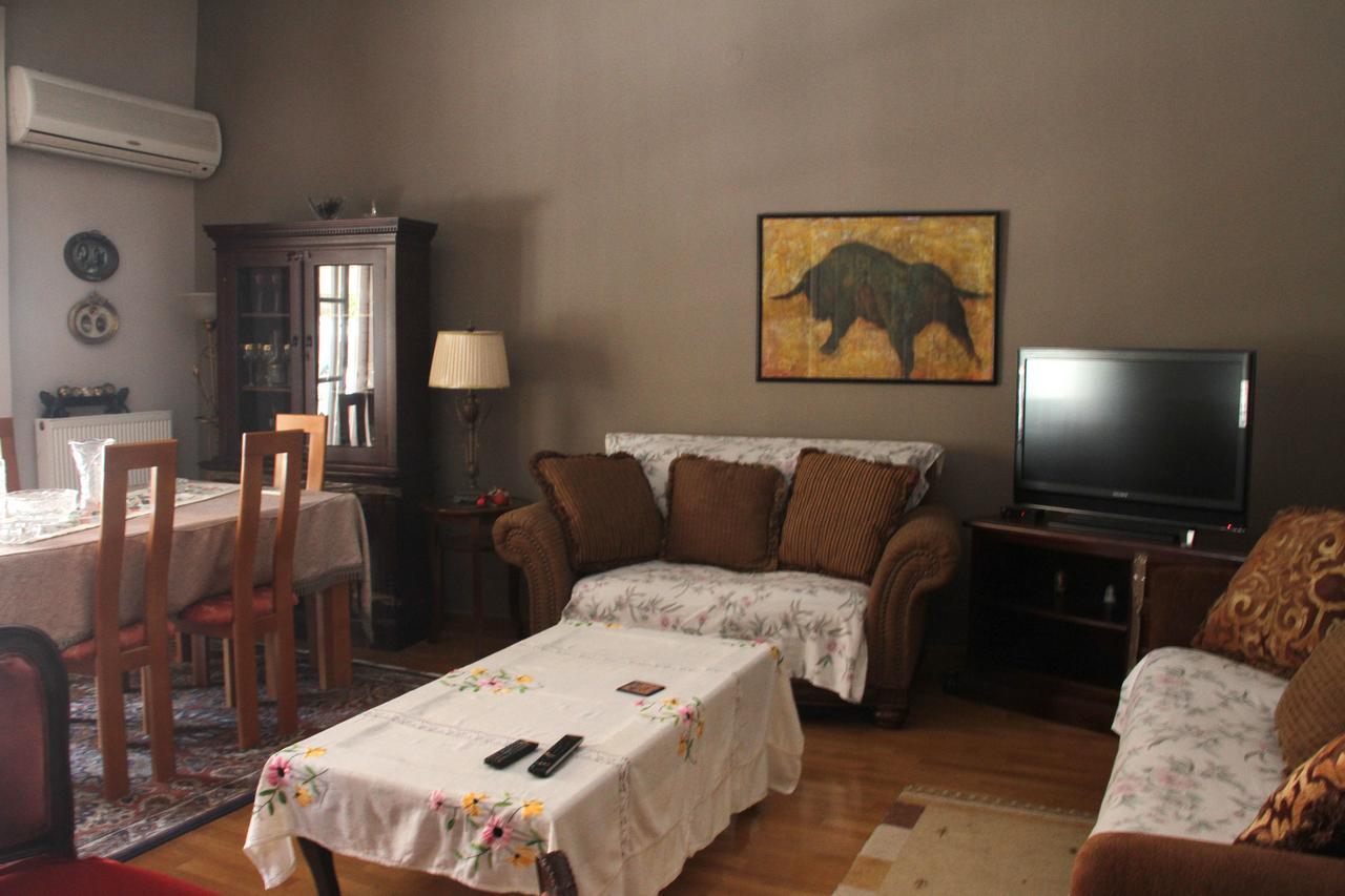 Family House Apartment กาลามาตา ภายนอก รูปภาพ