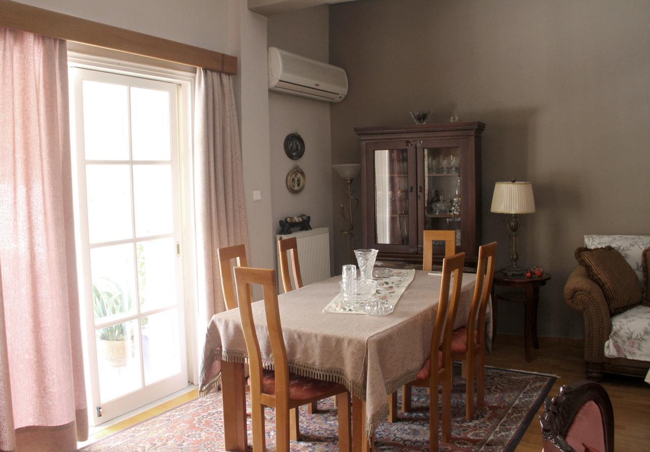 Family House Apartment กาลามาตา ภายนอก รูปภาพ